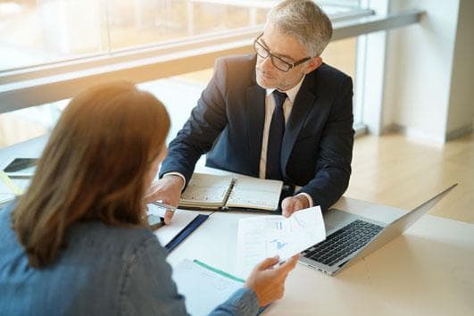 Business planning and financial advisory discussion